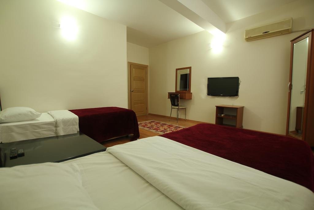 Koepruecue Hotel Diyarbakır Kamer foto