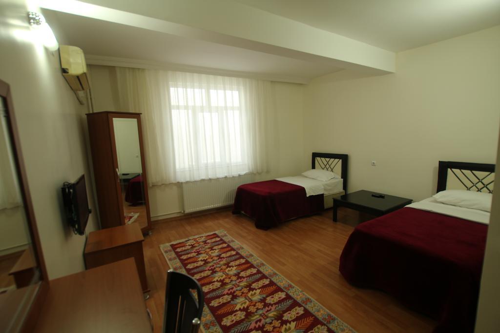 Koepruecue Hotel Diyarbakır Kamer foto
